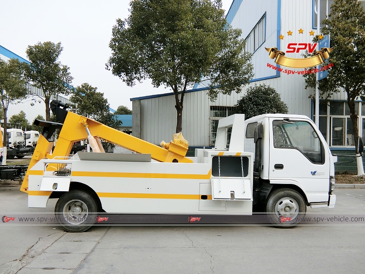 Road Wrecker Truck ISUZU - RS